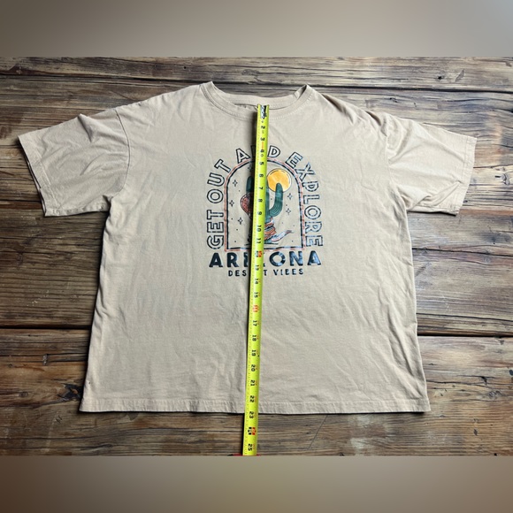 Arizona Desert Oversized Graphic Tee - Picture 2 of 5